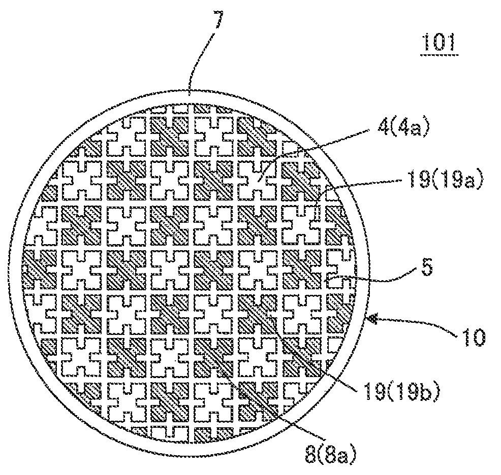 Honeycomb catalyst body