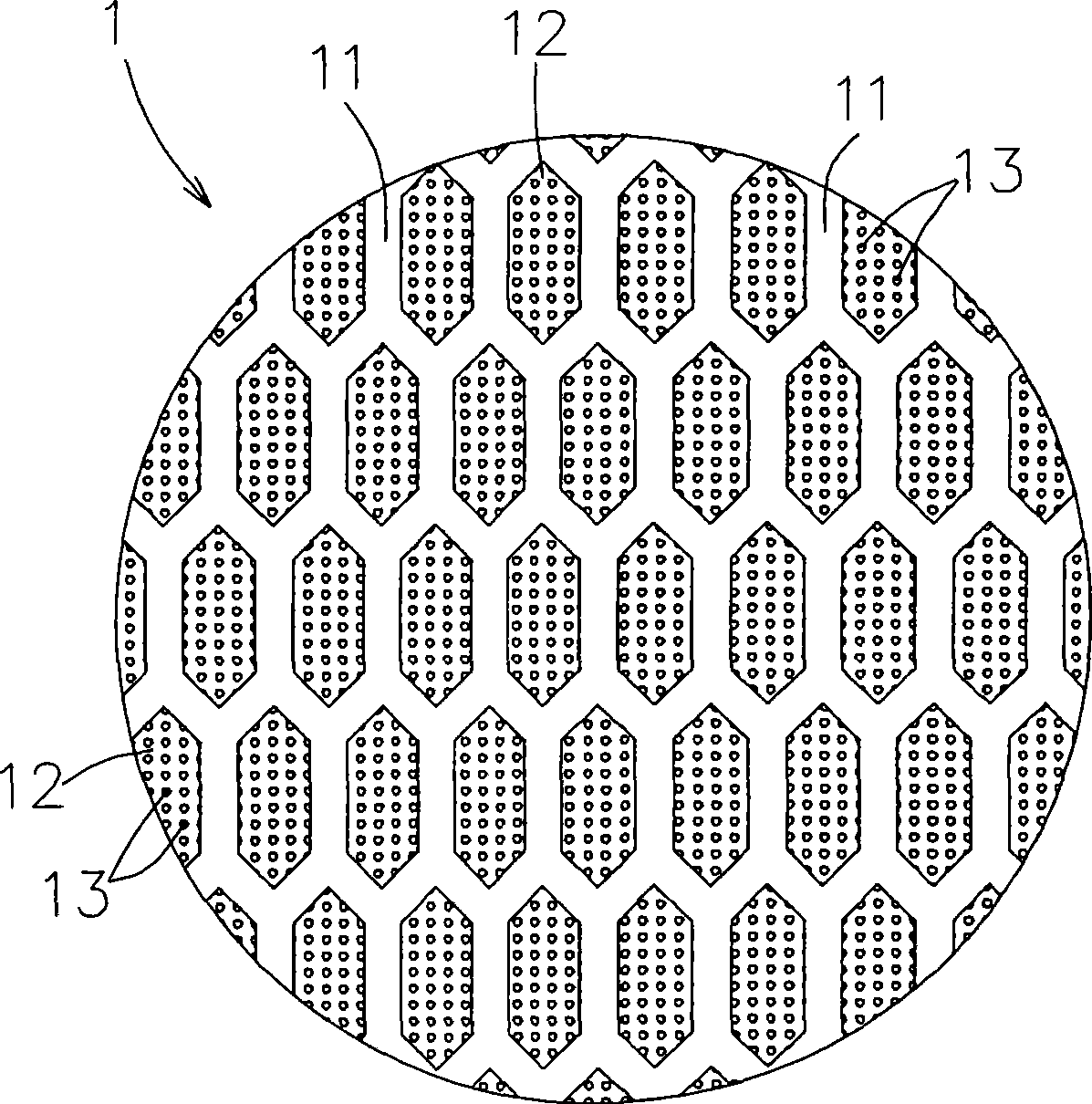 Thin layer article capable of controlling flow direction and toilet articles having the same