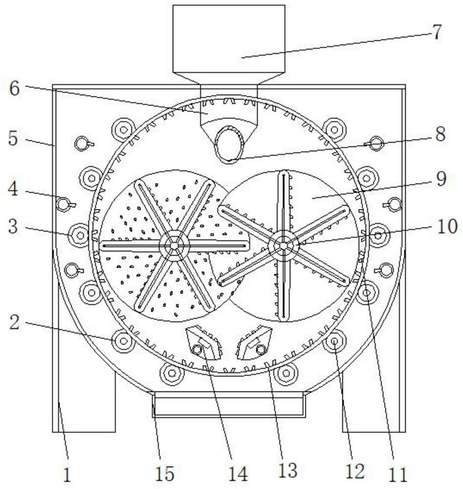 Leftover material recycling device for non-woven fabric machinery