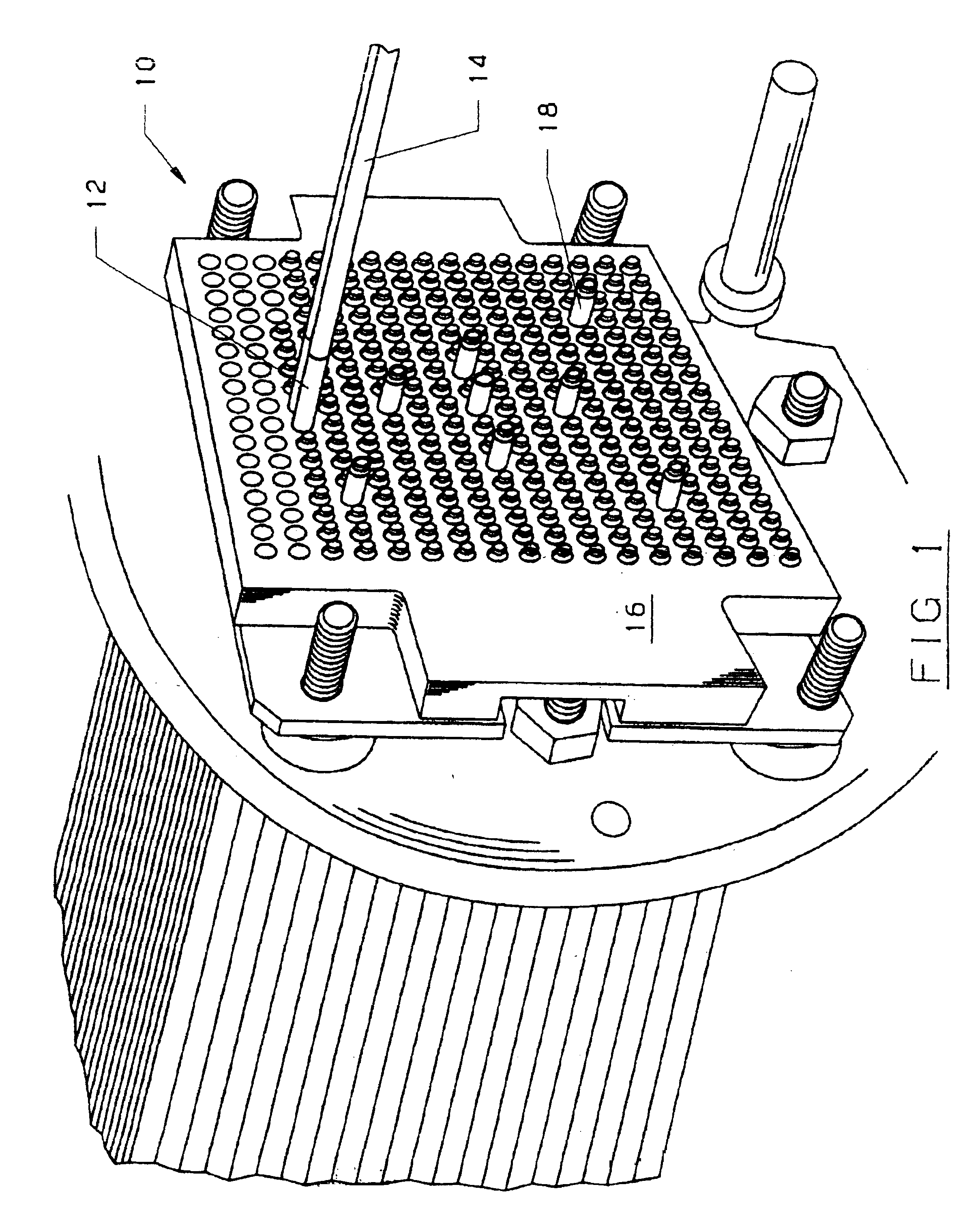 Smooth collet for pulling fuel rods