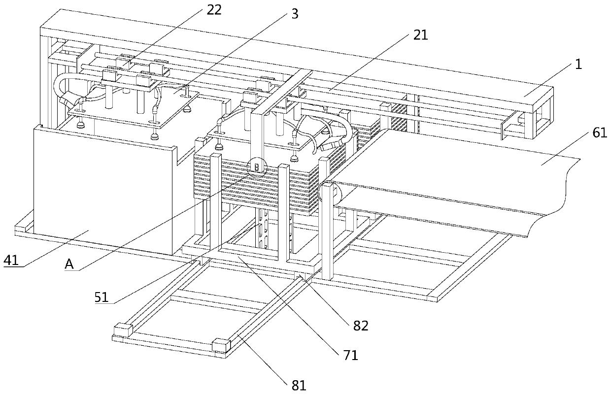 Continuous material distributing device