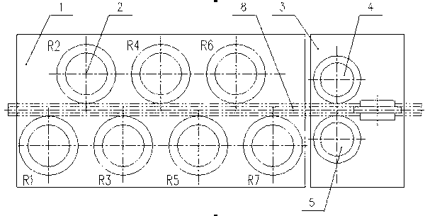 Section steel straightening device and method