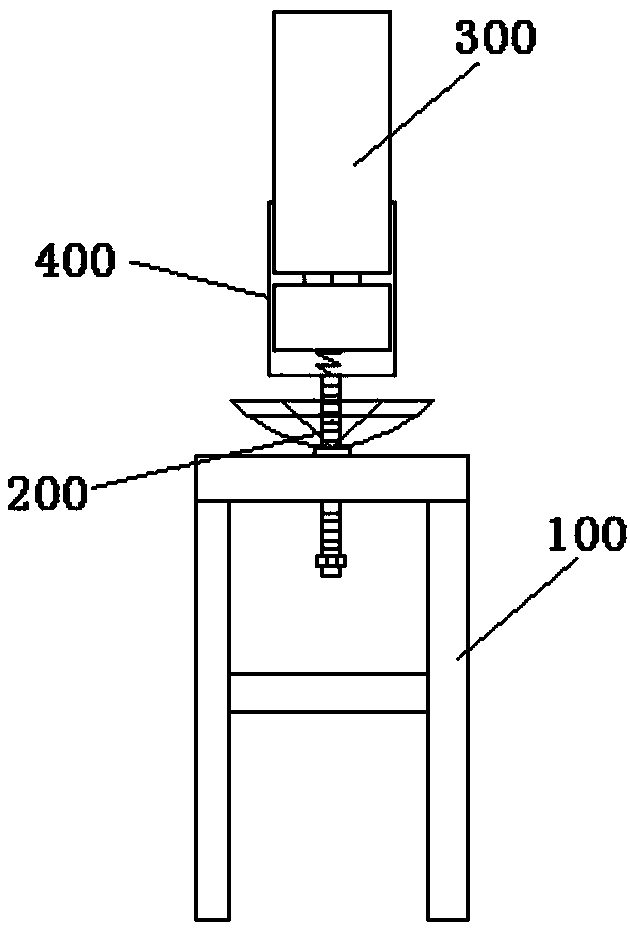 Hydraulic filter element replacing device and using method thereof