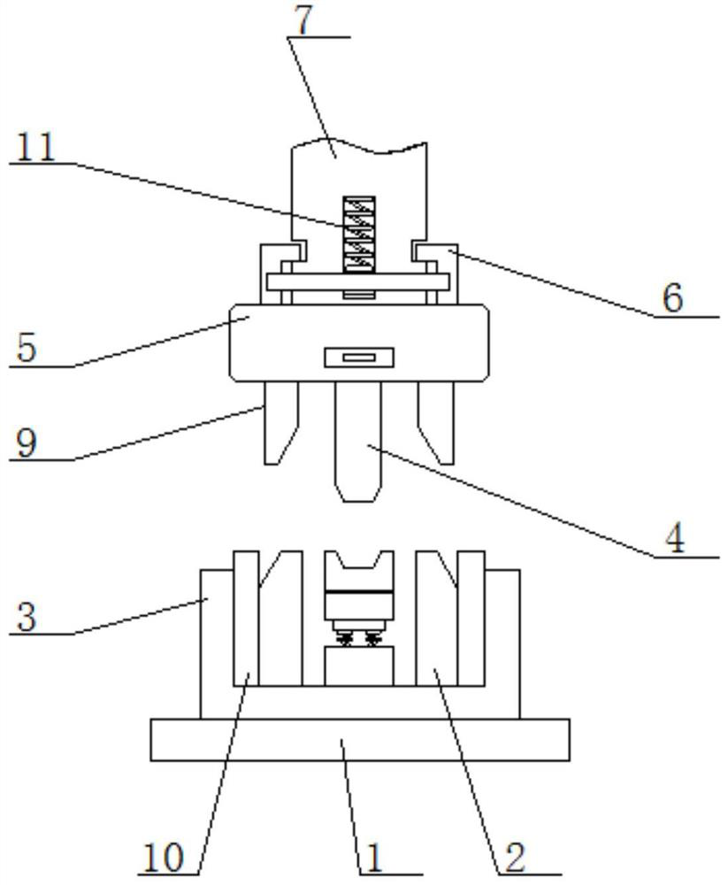 High-precision flexibly forming type bending die