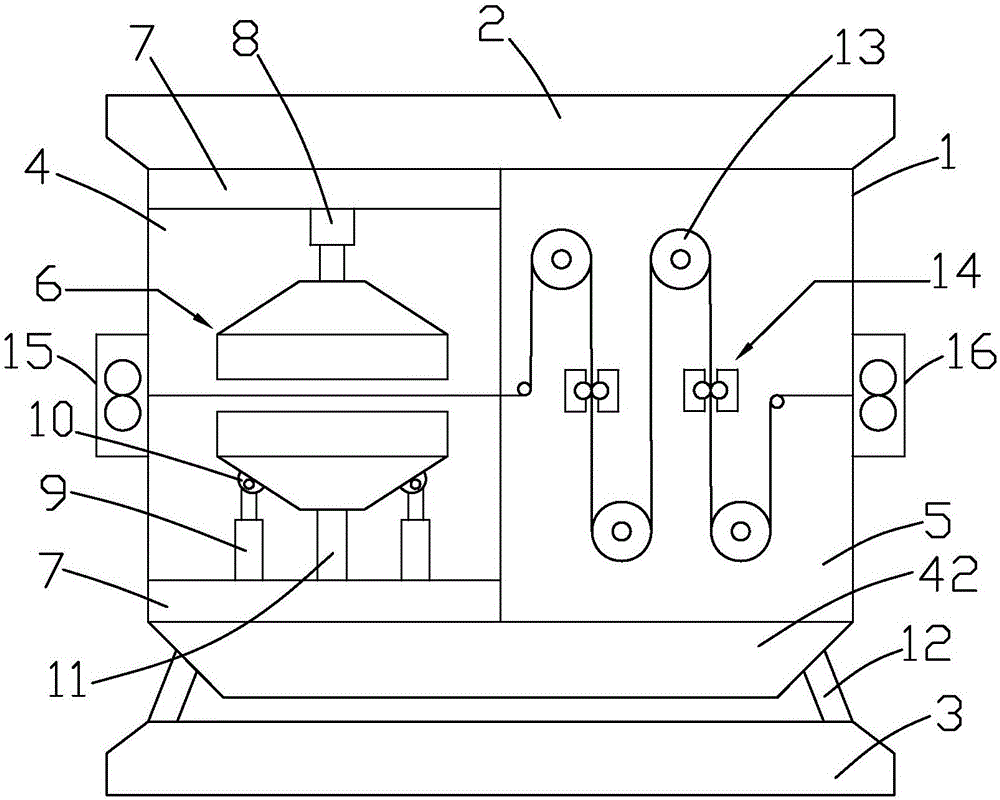 Full-width vacuum water suctioning device for knitting