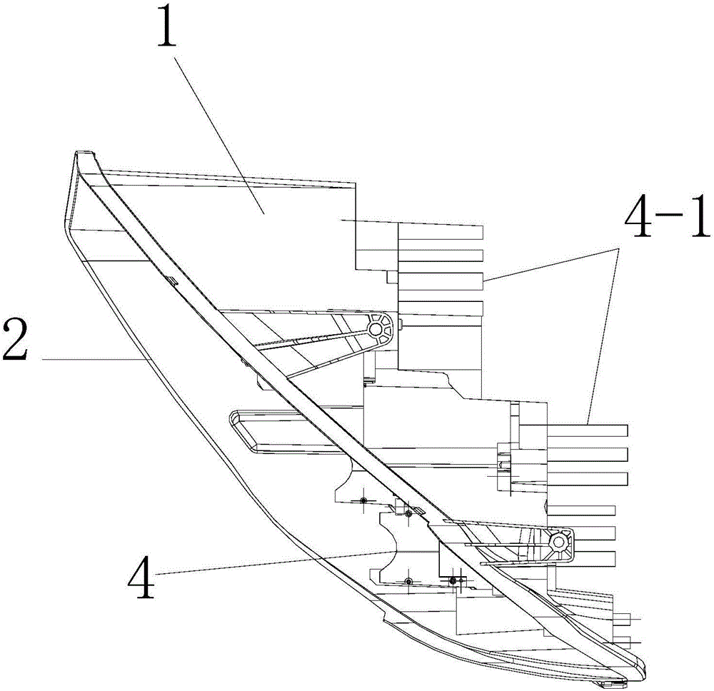 Automotive LED headlamp capable of achieving overall and rapid radiating and radiating method