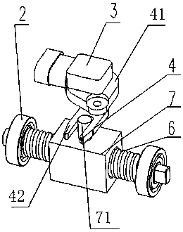 Acceleration test device for service life of ball lead screws