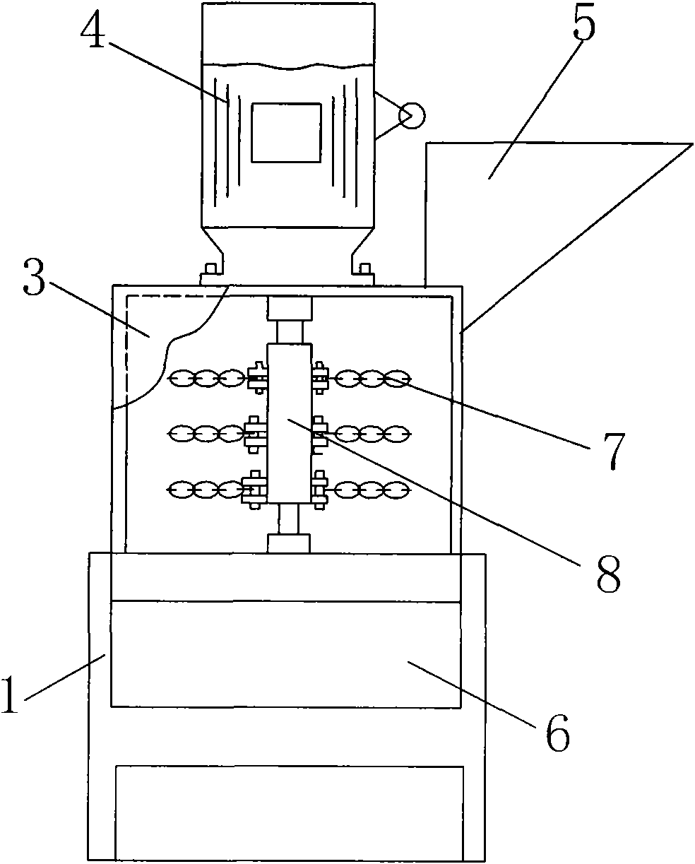 Vertical chicken manure pulverizer