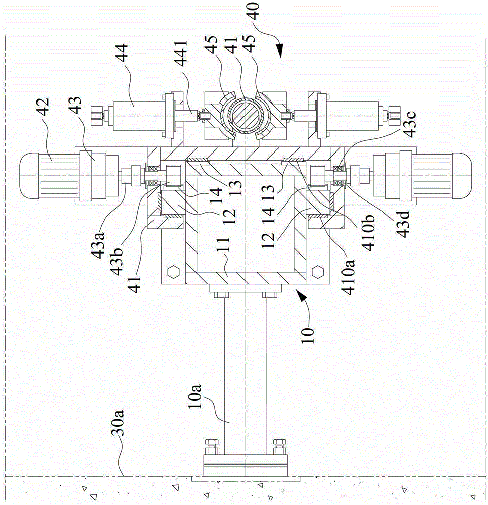 Traction device for vertical aluminum alloy pipe production line