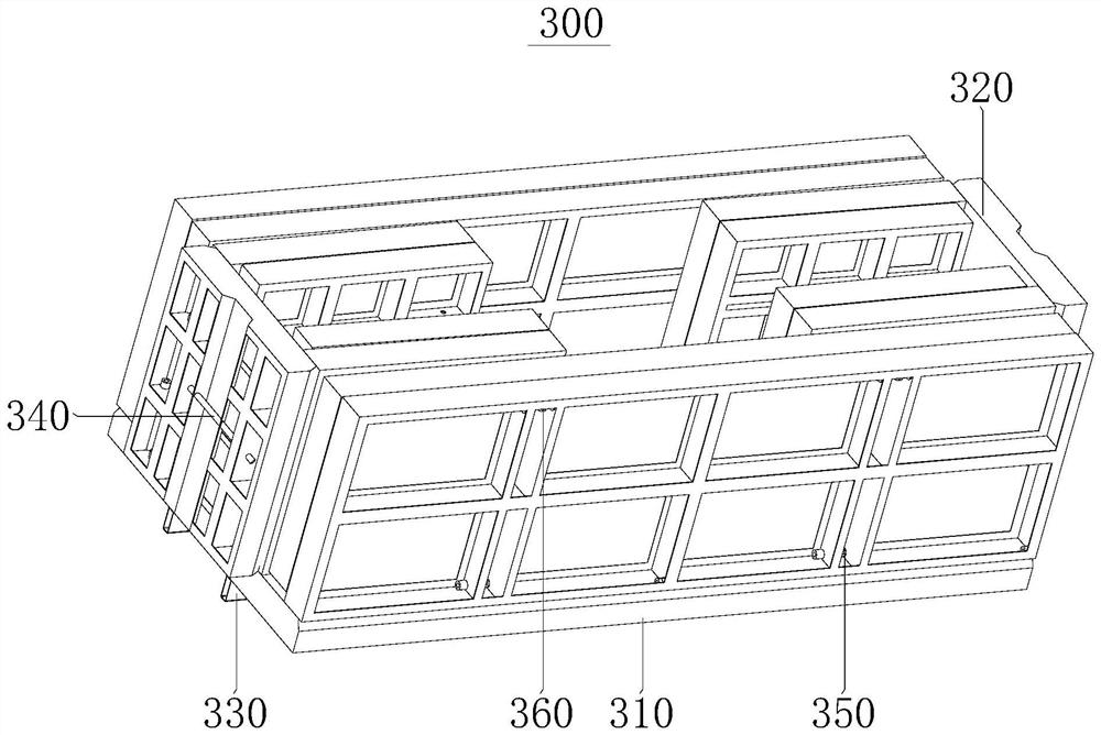 Vehicle-mounted folding helicopter takeoff and landing platform