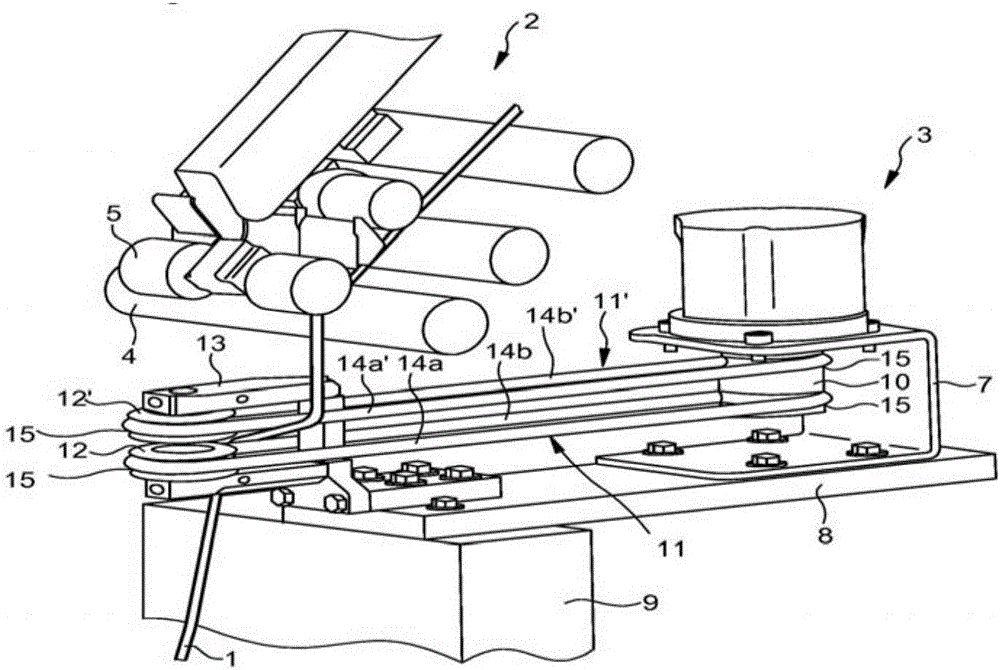 Spinning machine having a false twist device