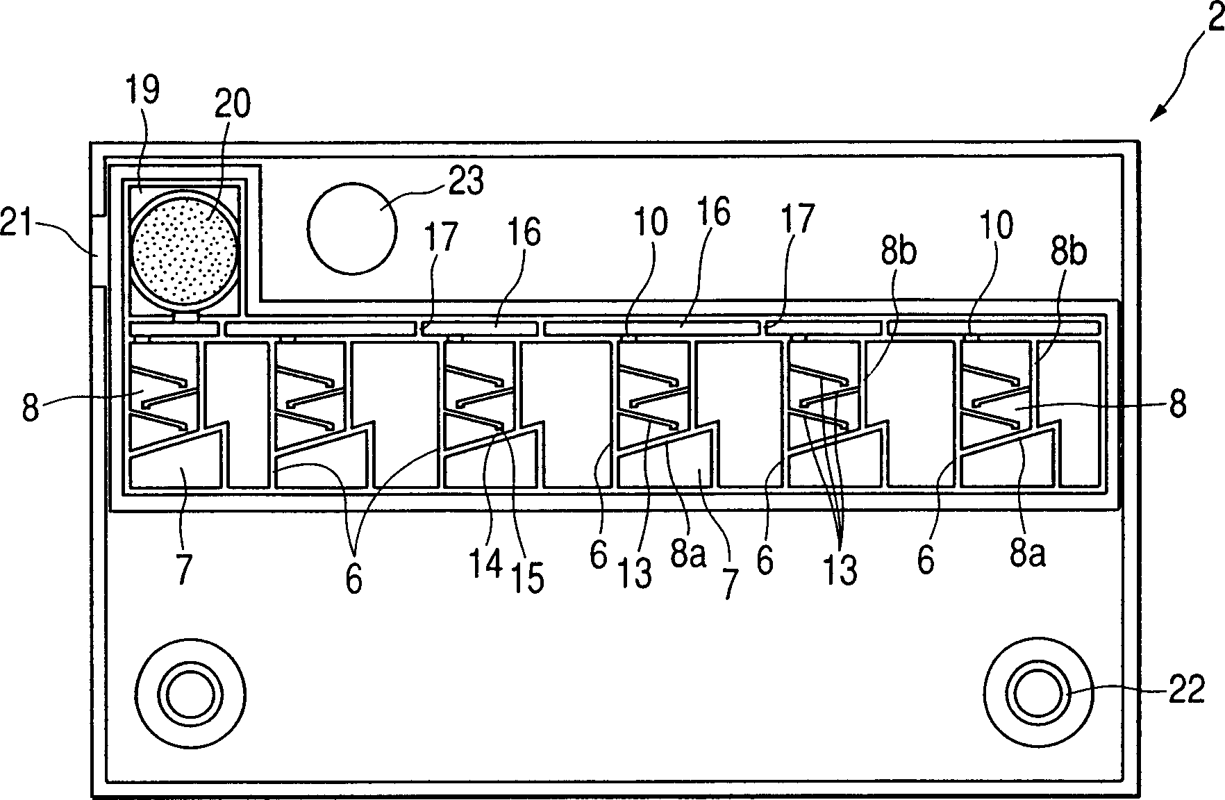 Exhaust structure of accumulator