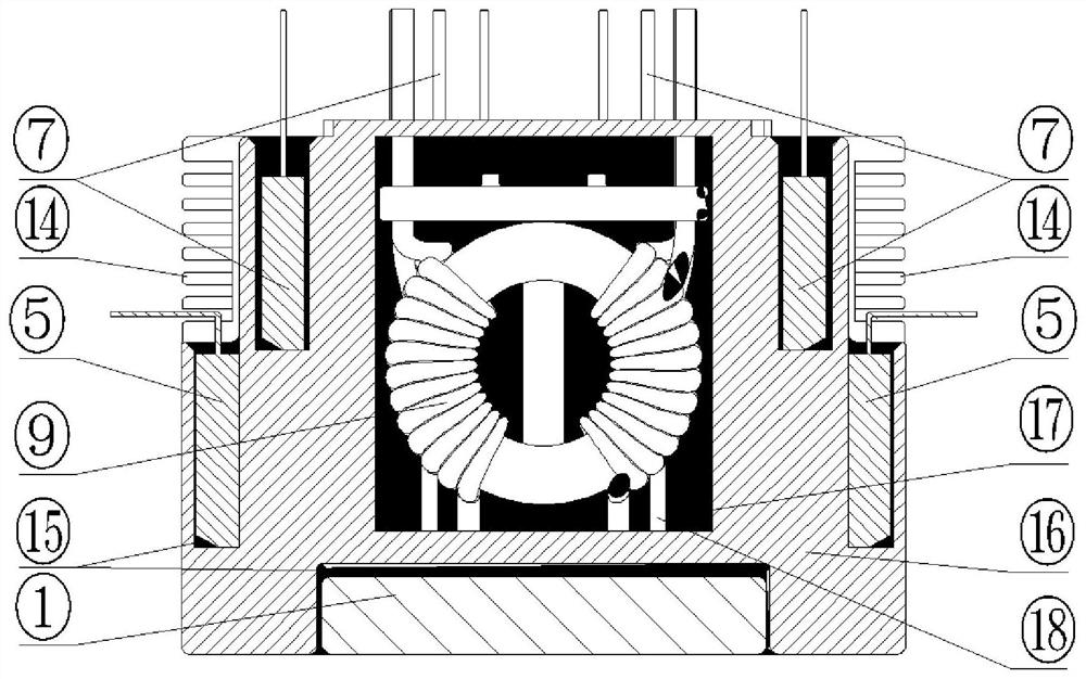 Inductor and electrical box for assisting heat dissipation of electronic components