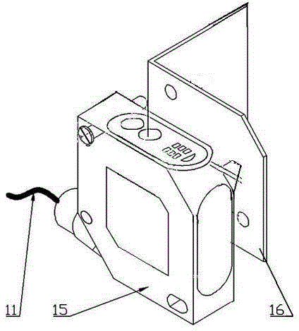 Low-temperature calibration device of laser displacement sensor