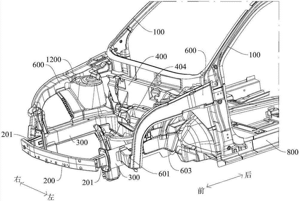 Vehicle body and vehicle