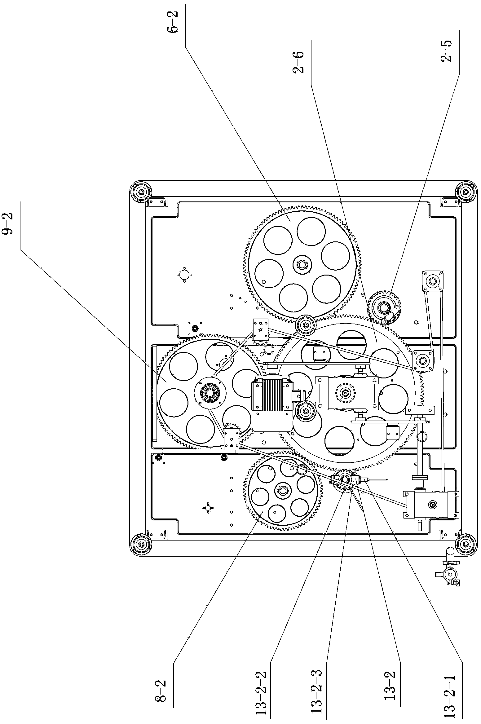 Full-automatic multifunctional cap screwing machine