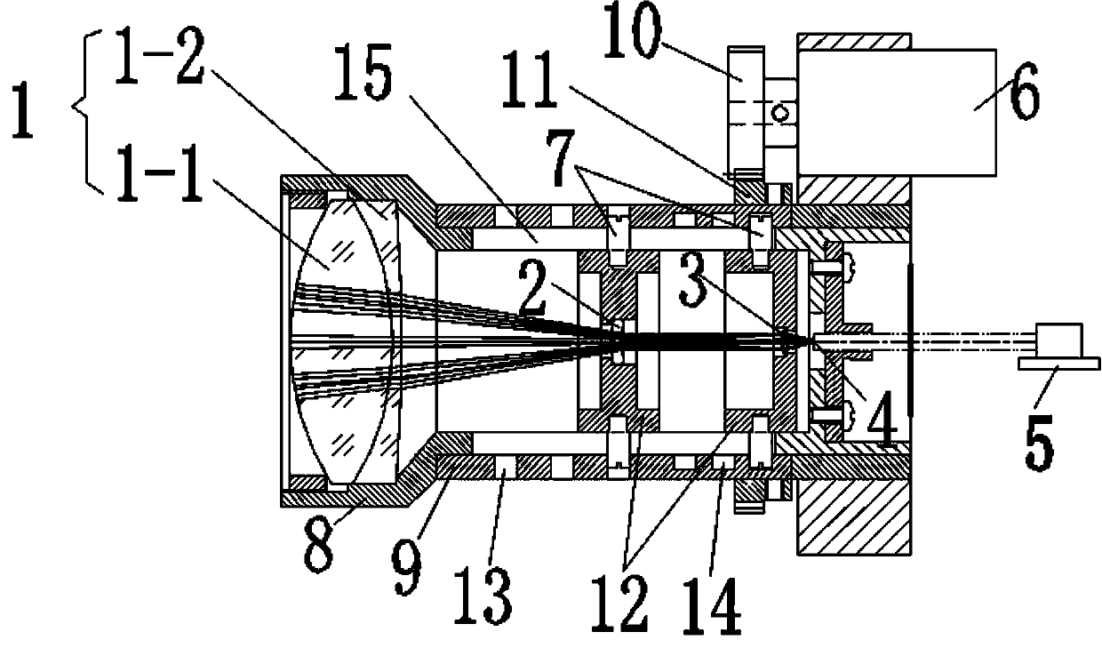 Large-zoom-ratio zooming laser illuminator