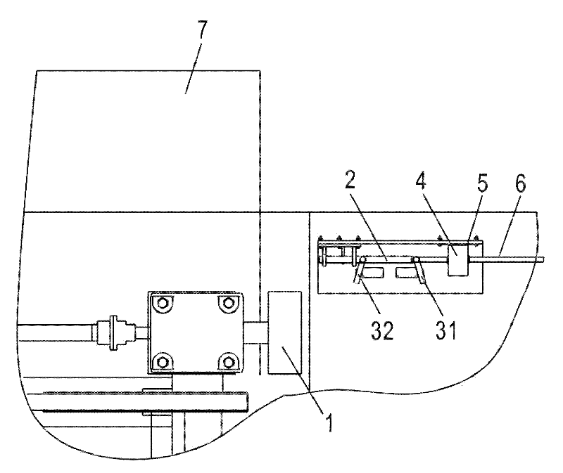 Falling prevention device of carrying trolley and three-dimensional parking garage