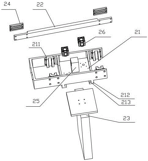 Mould lifting device of three-dimensional bag forming machine