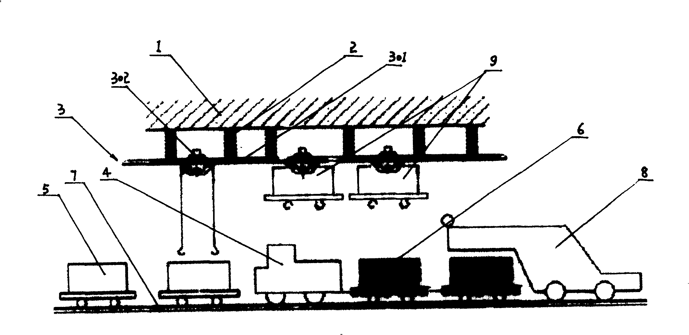 Stereo operation fast fragments discharging method in mine drifting