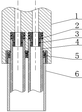 A pipe connection sealing device in a small space