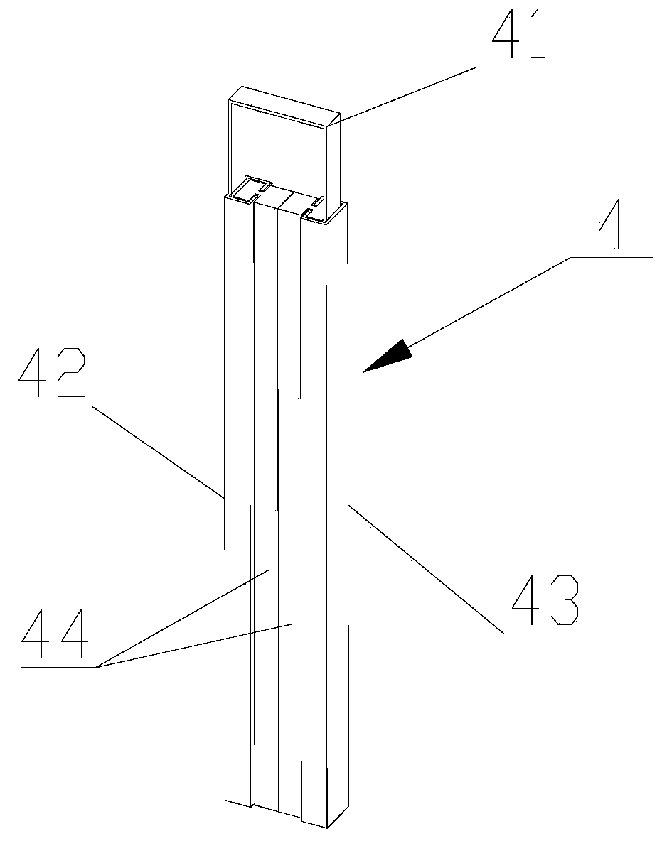 Side mould, sealing clamp and mould and method for producing reinforced wall