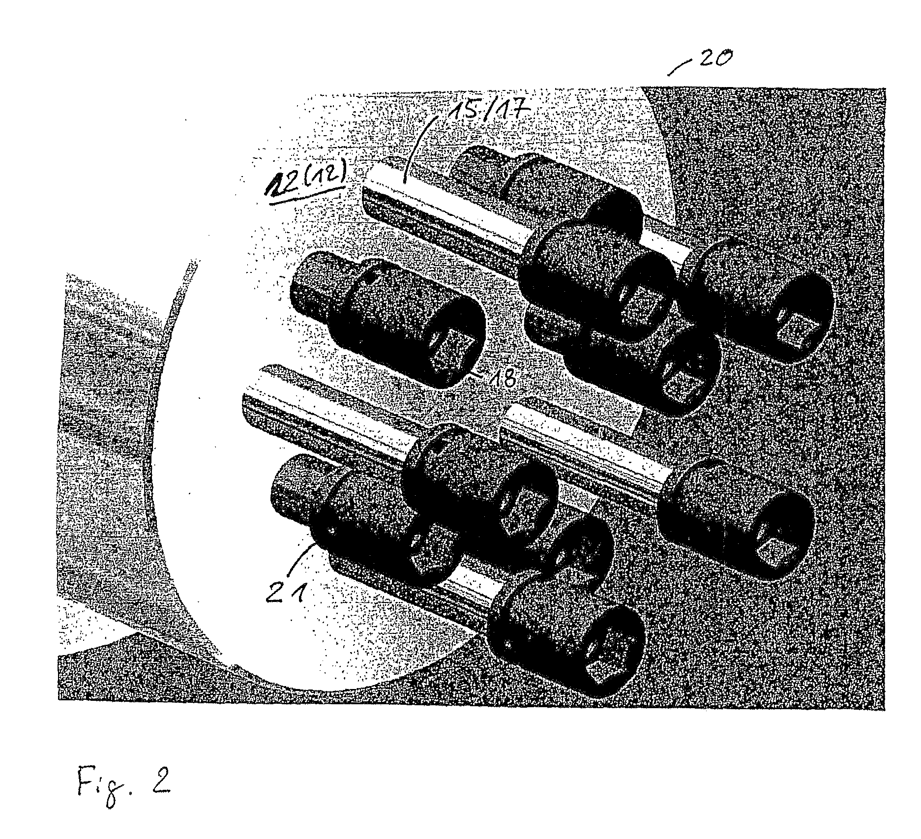 Screwdriving system with variably adjustable screwdriving spindles