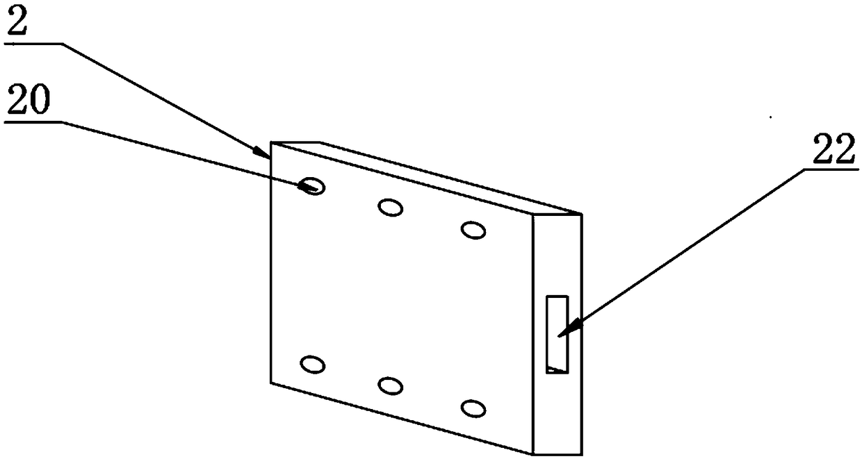 Personnel fixing device and method for marine engineering