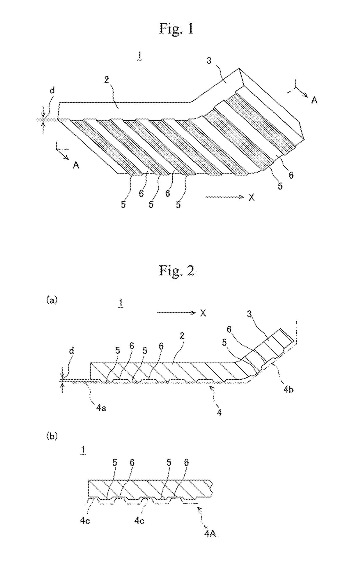 Molded foam, method for manufacturing molded foam, mold and method for manufacturing mold