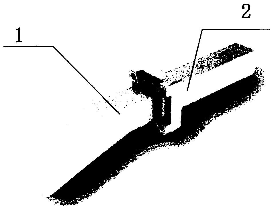 X-band low-grating-lobe circularly polarized antenna