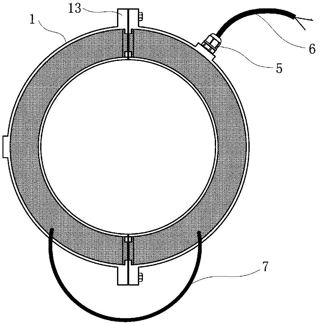 Fault traveling wave signal coupling sensor for online fault ranging device