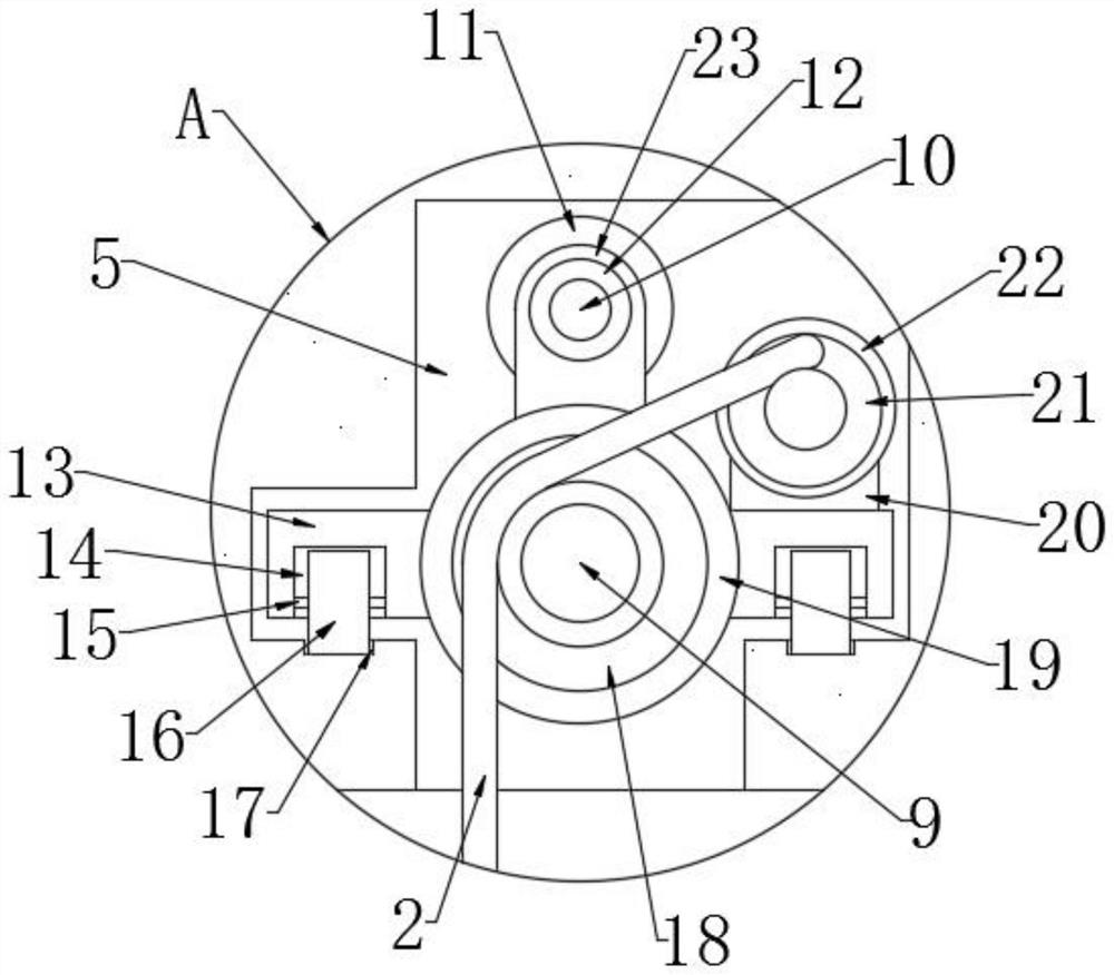 A small mechanical mobile hoisting device for construction transportation