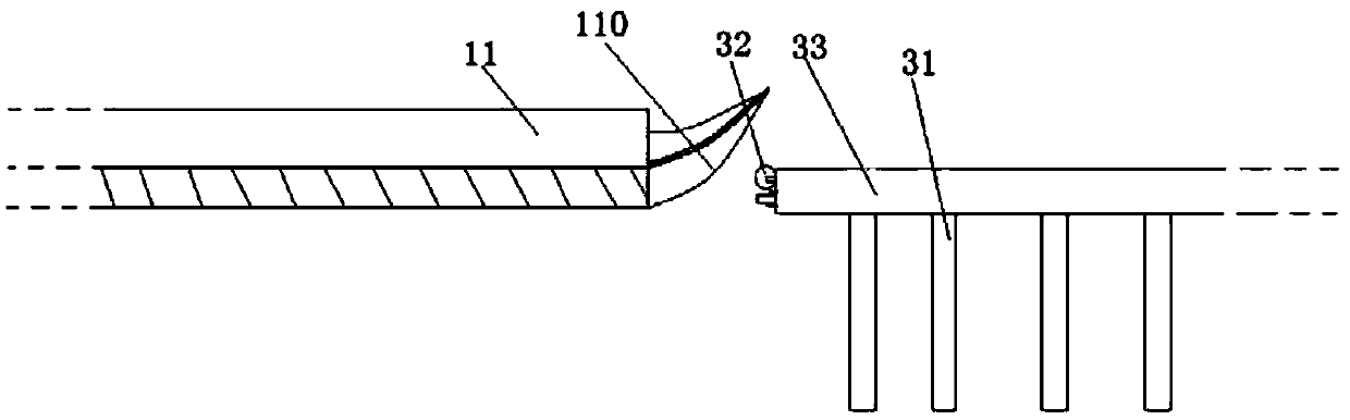 High-rise trackless lifting garage with cantilever beams