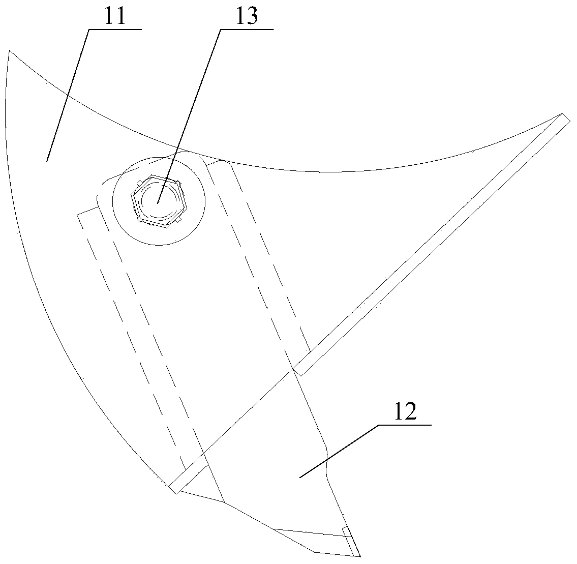 Fed material crusher, crushing tooth roller and crushing tooth assembly thereof