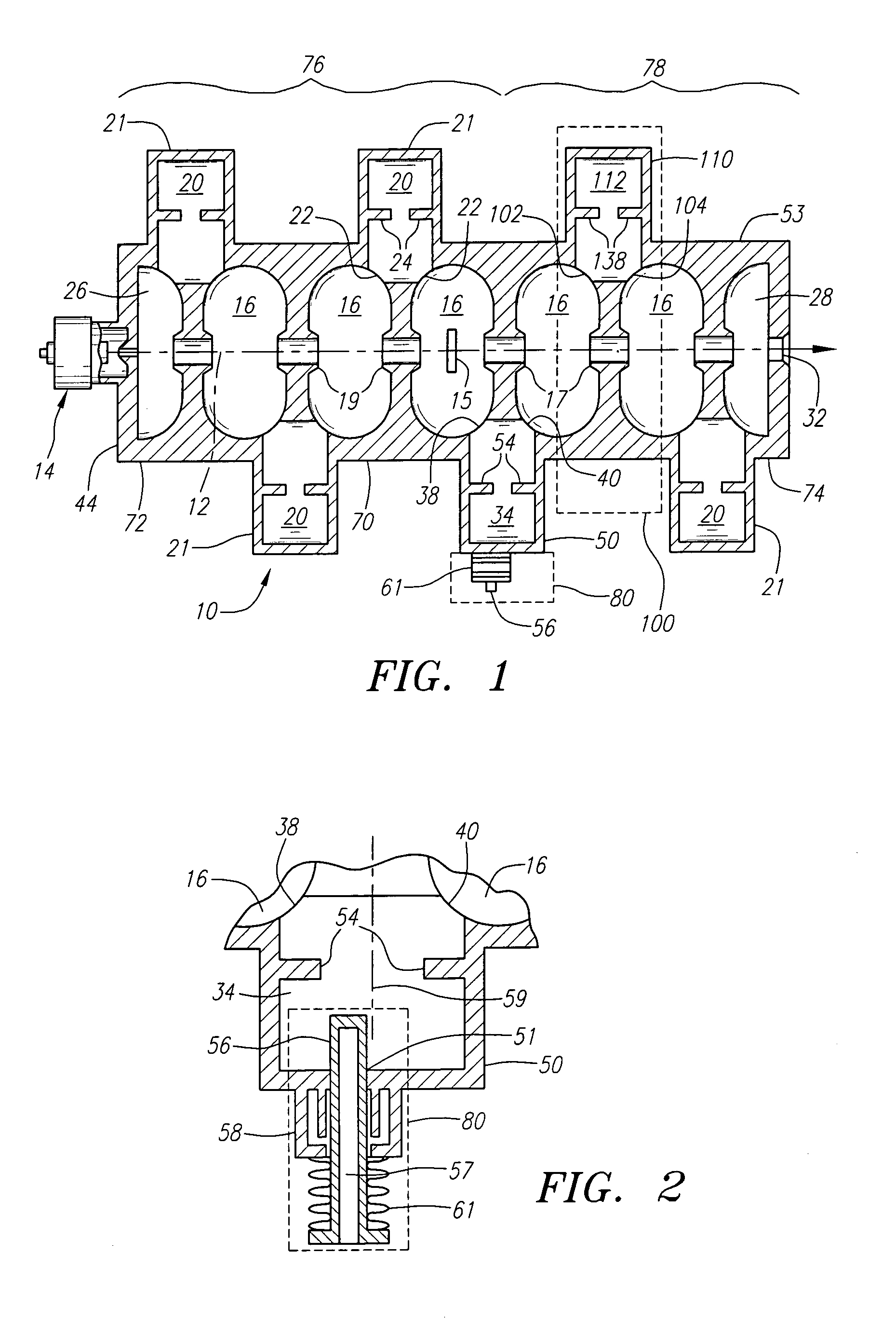 Standing wave particle beam accelerator