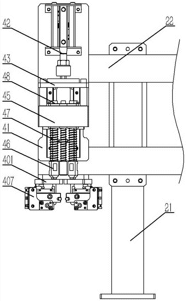 Detecting mechanism of automatic assembling and detecting machine for door locks