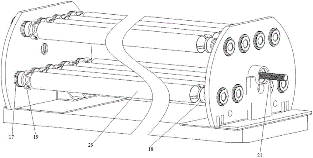 Inside and outside spraying production equipment for pipe and pipe production method