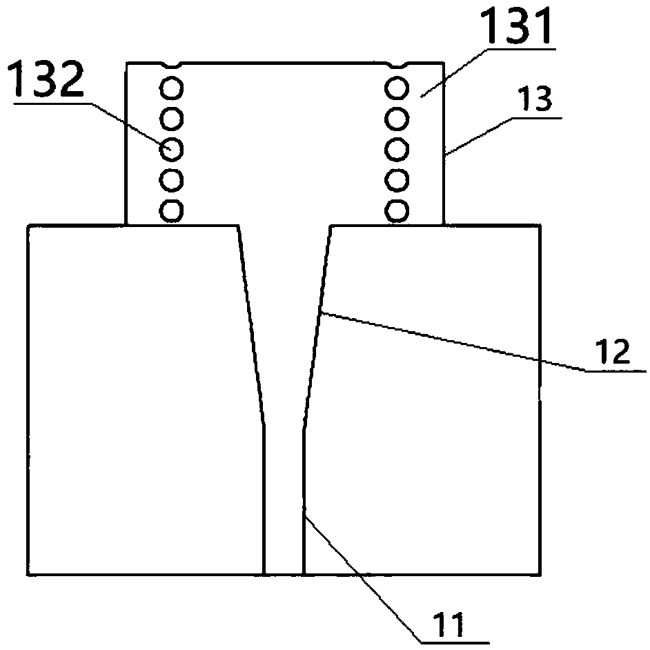 High-gain Vivaldi array antenna loaded with director