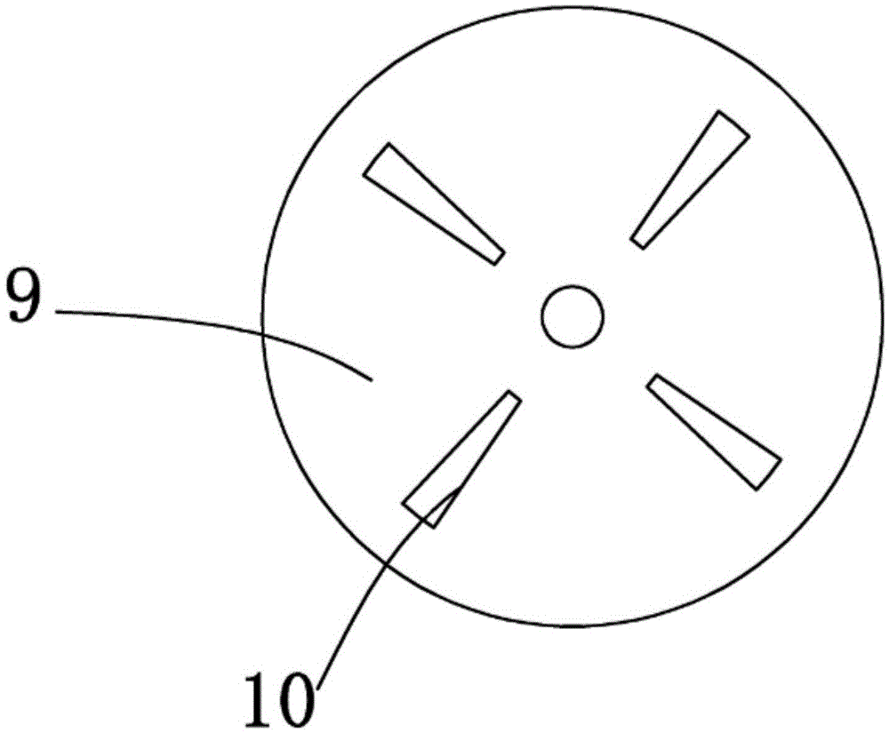 Centrifugal farmland fertilizer applicator