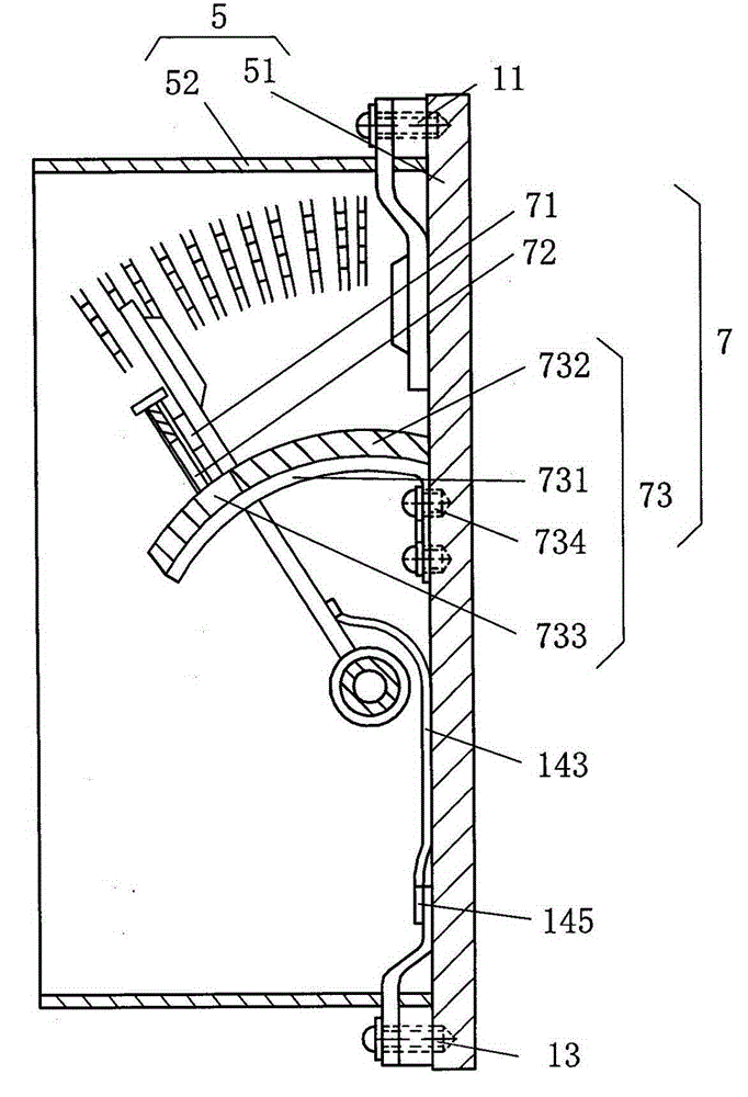 Sliding switching device for pre-checking short-circuit in main wiring of low-voltage circuit breaker