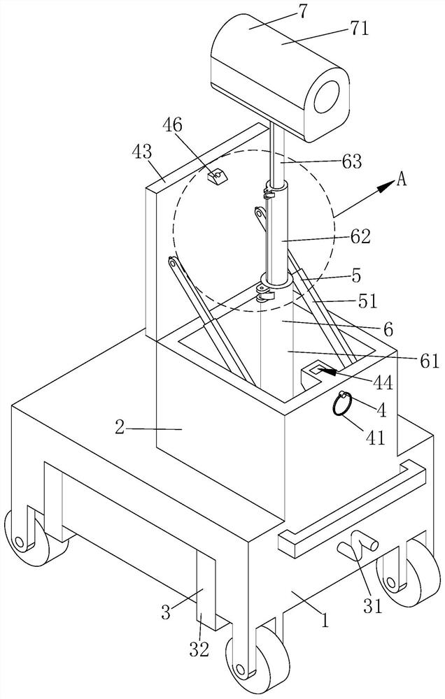 Assembly facilitating outdoor fixing and supporting of infrared detector