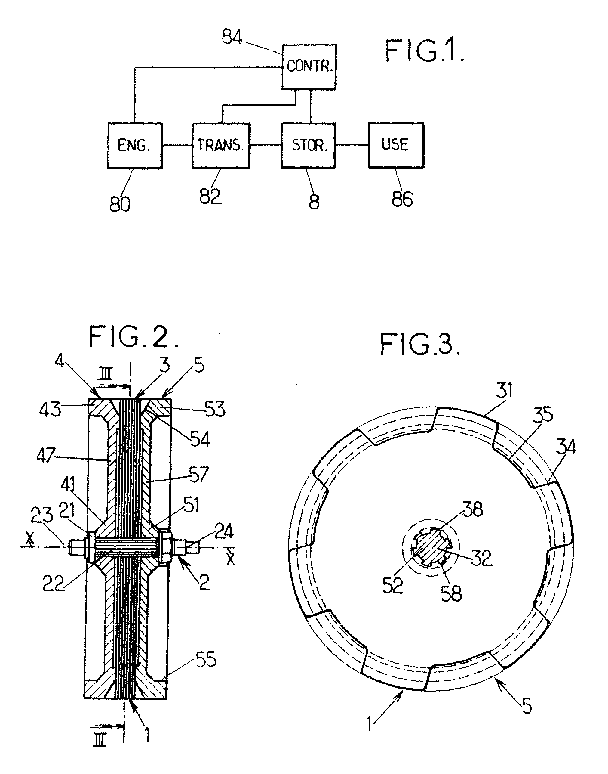 Energy storage device comprising a flywheel