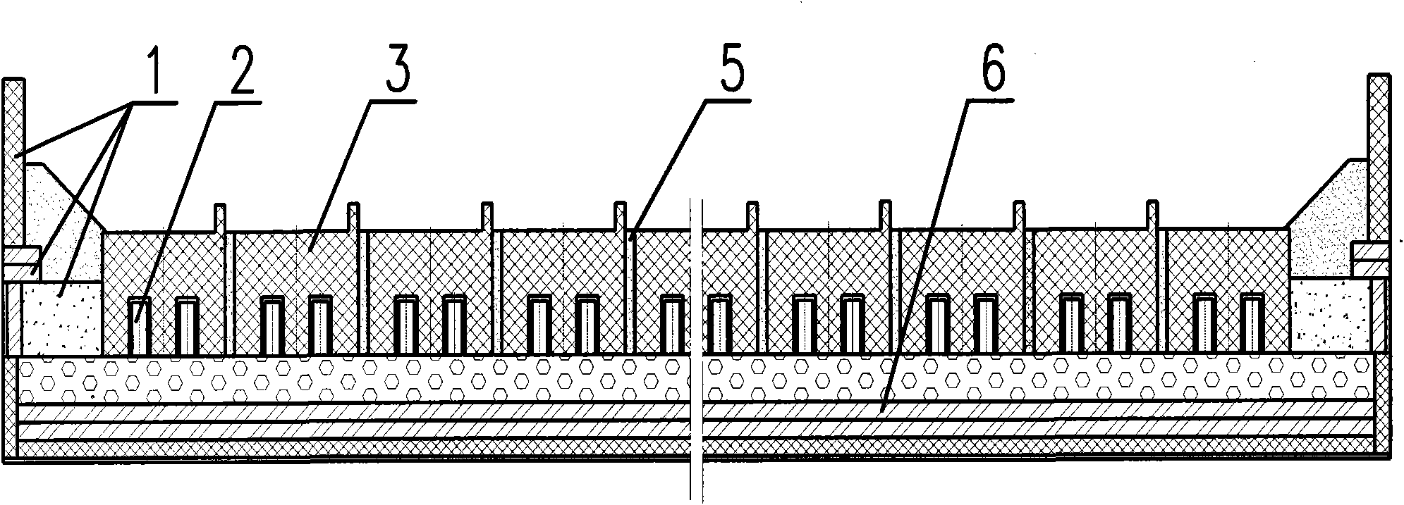 Cathode carbon block structure