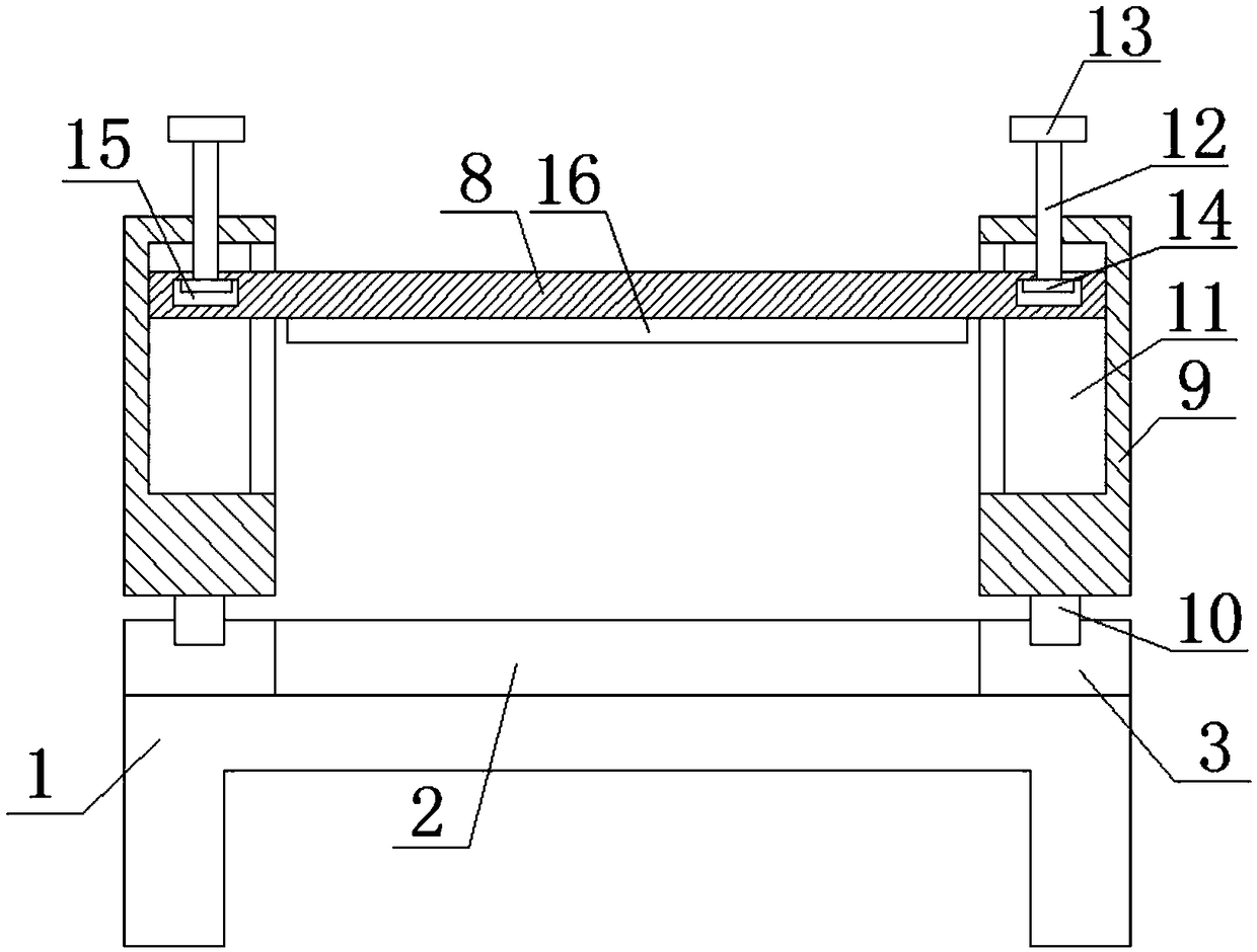 Cloth cutting bench for processing garment cloth