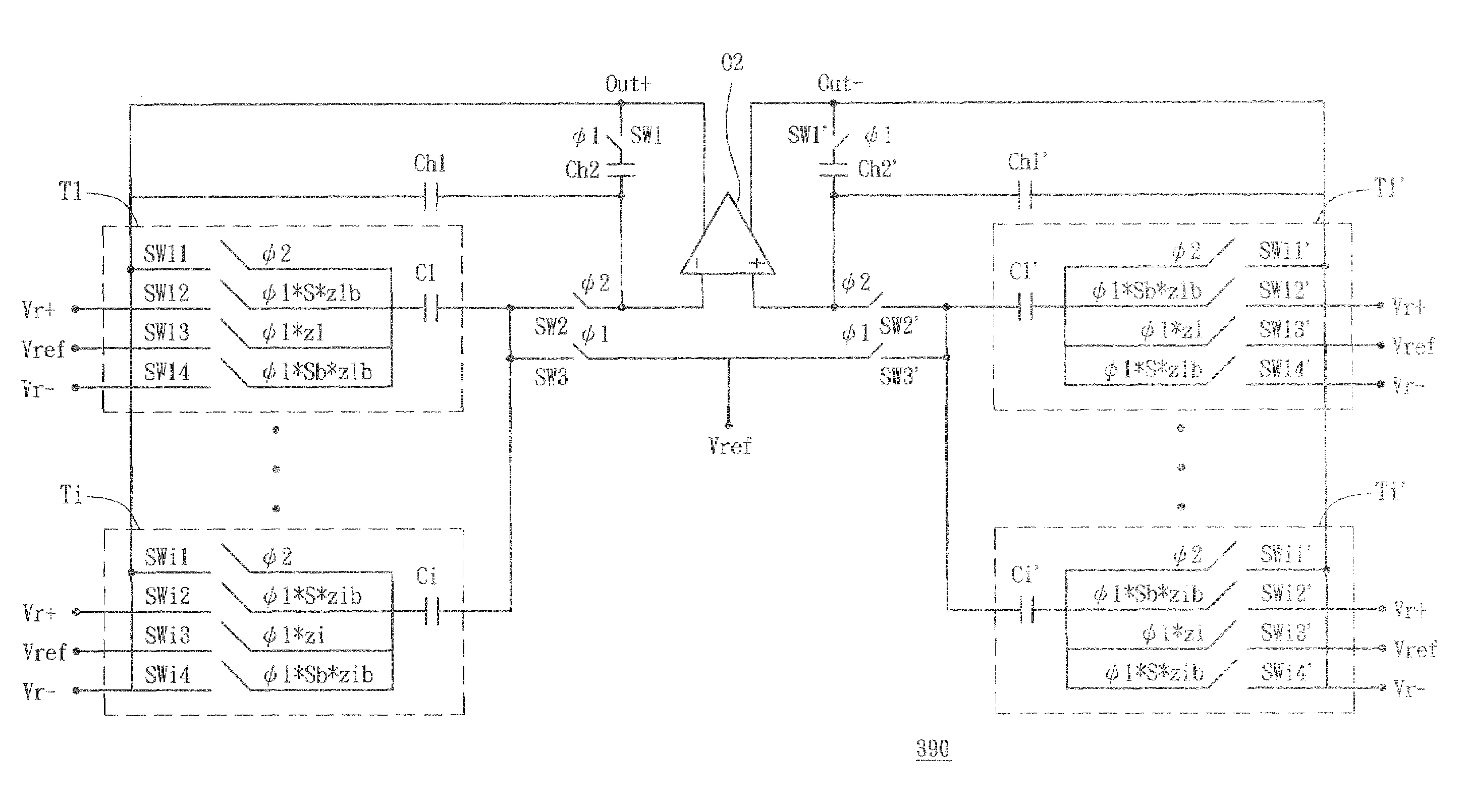 Digital/analog converting apparatus and digital/analog converter thereof