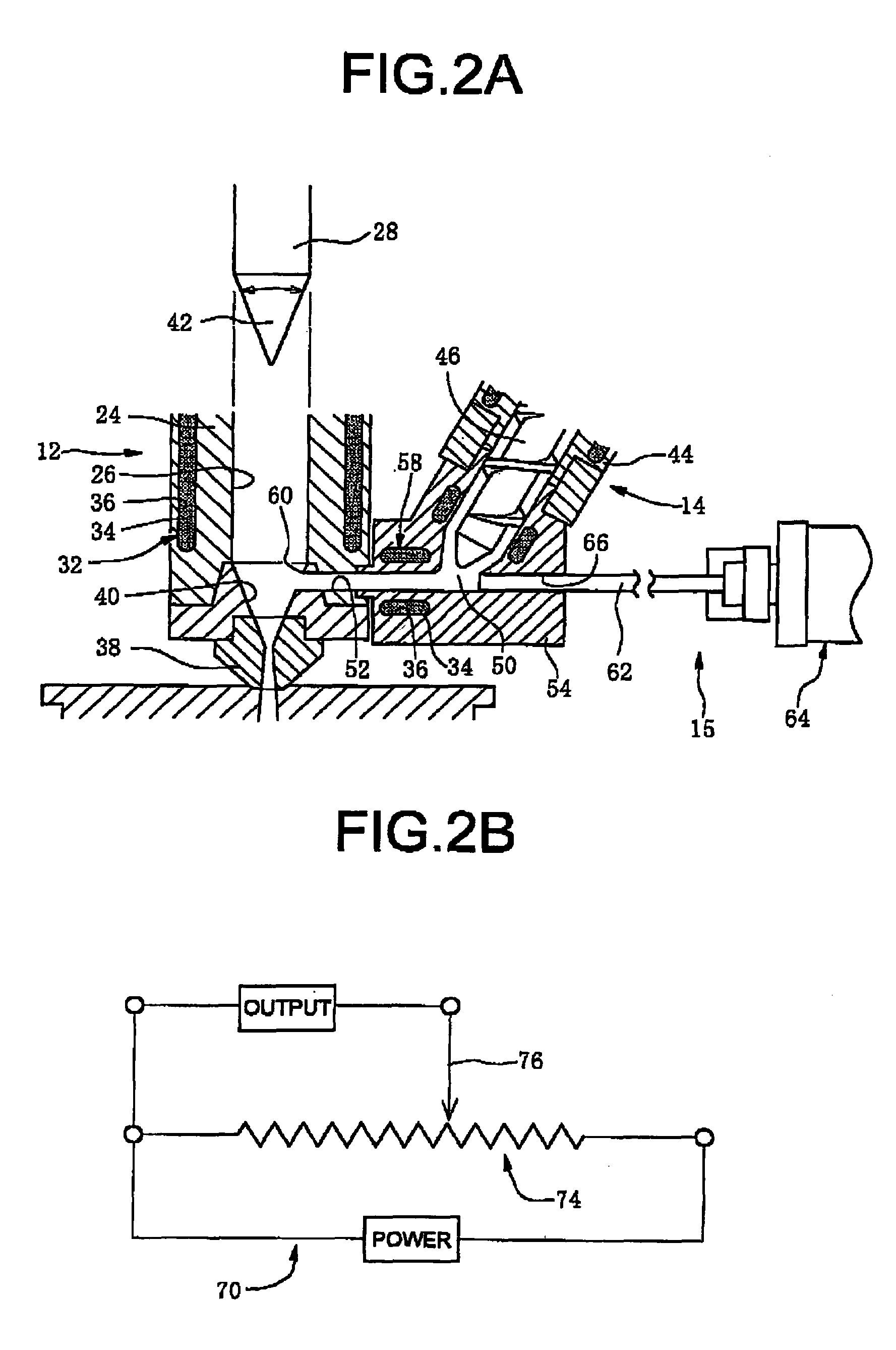 Rubber injection molding device and rubber product manufacturing method