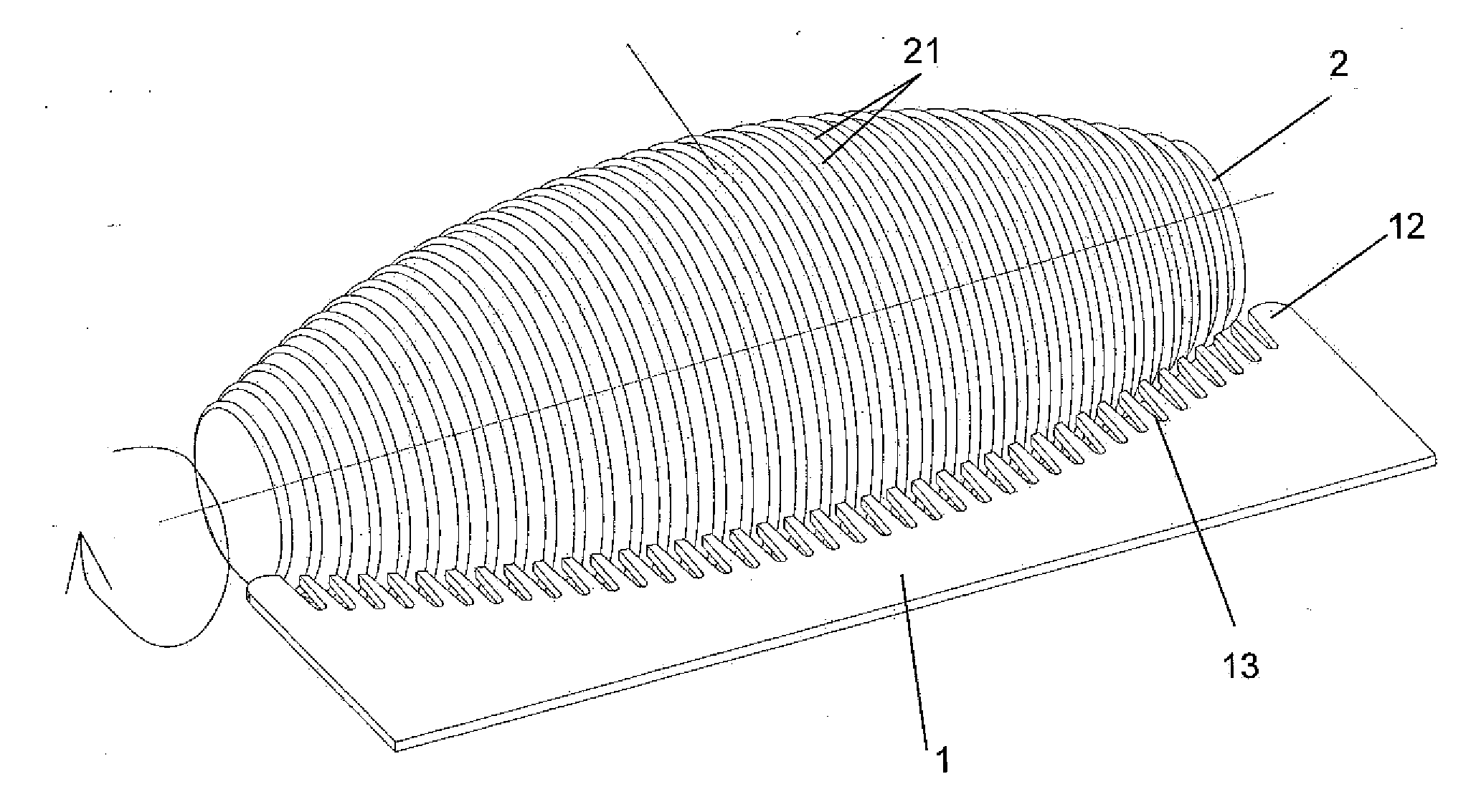 Curved and toothed cutting blade for a trimmer and a grinding wheel for manufacturing therefor