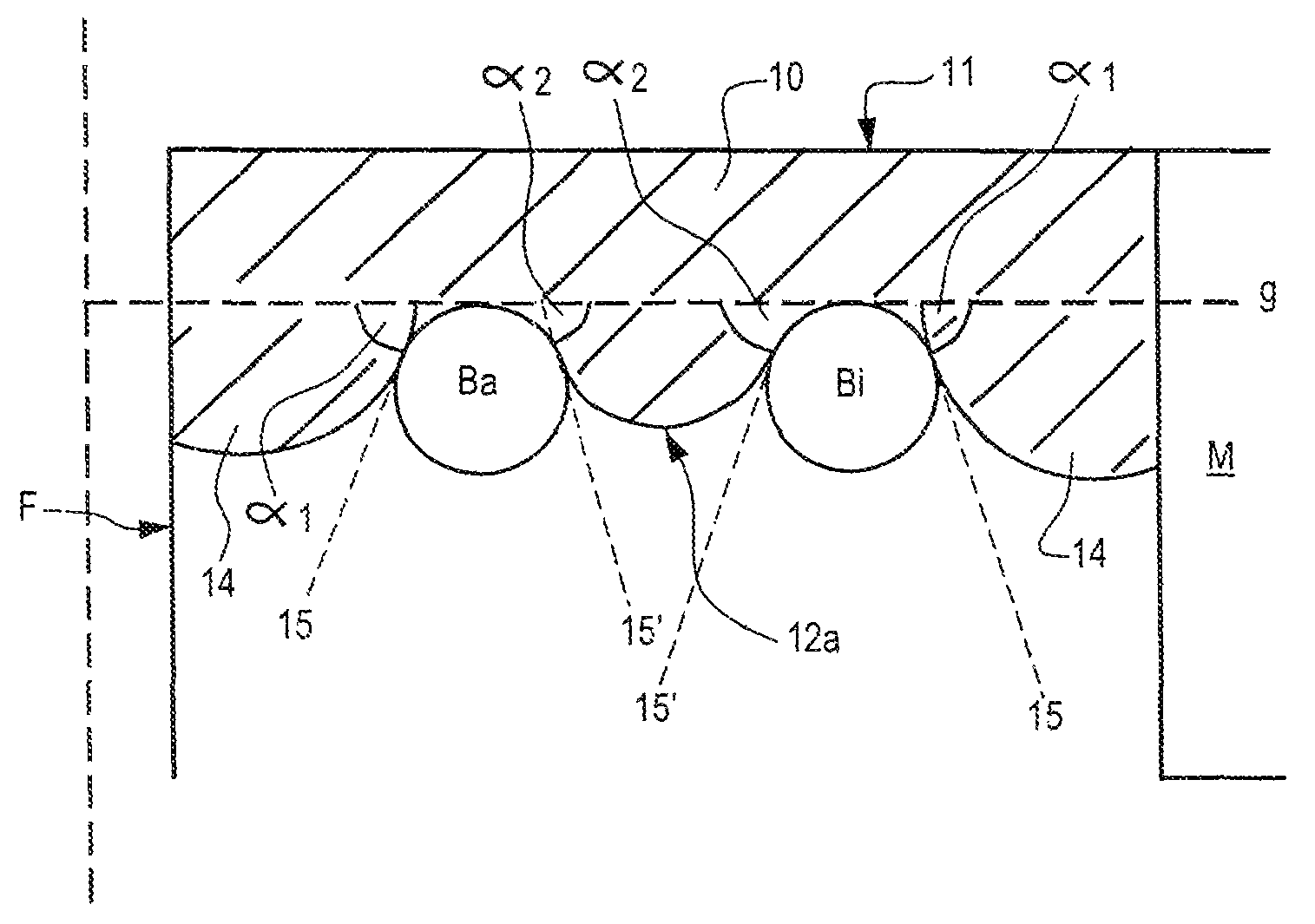 Motor vehicle with knee airbag