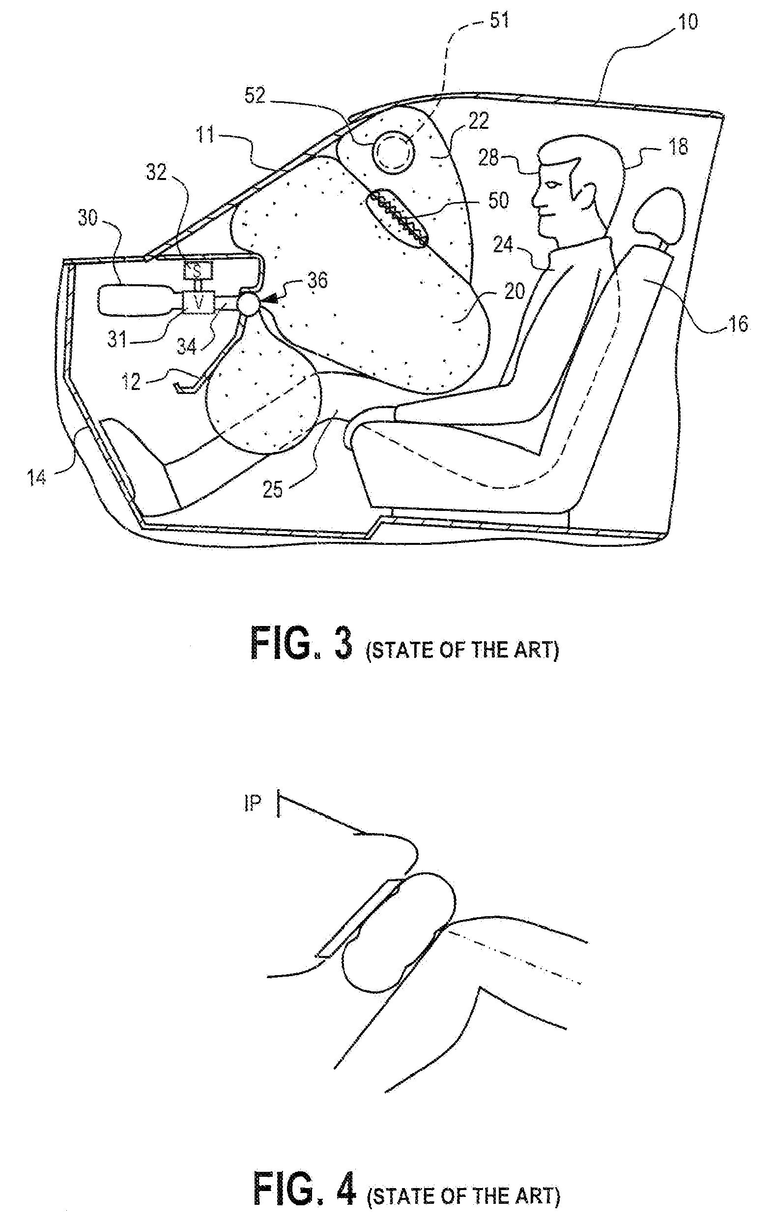 Motor vehicle with knee airbag