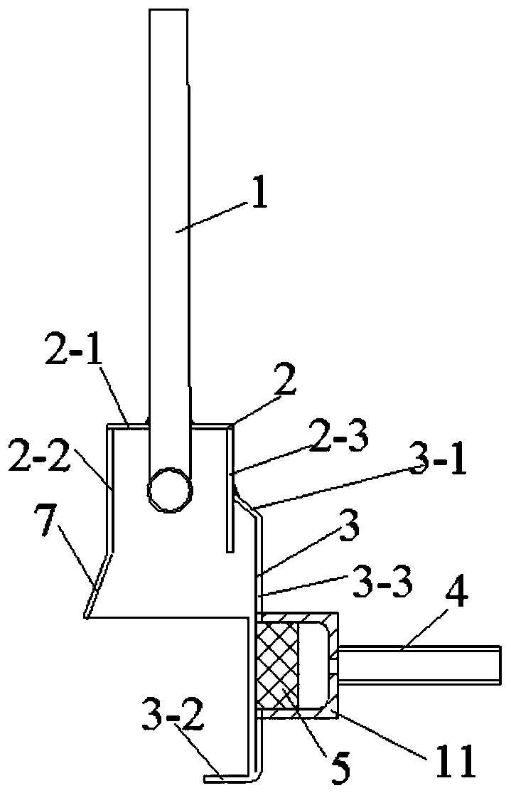 A titanium alloy supporting ring fusion welding gas protection drag cover and protection method